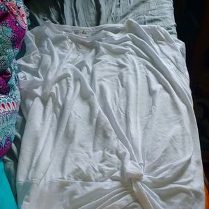 A white cute shirt